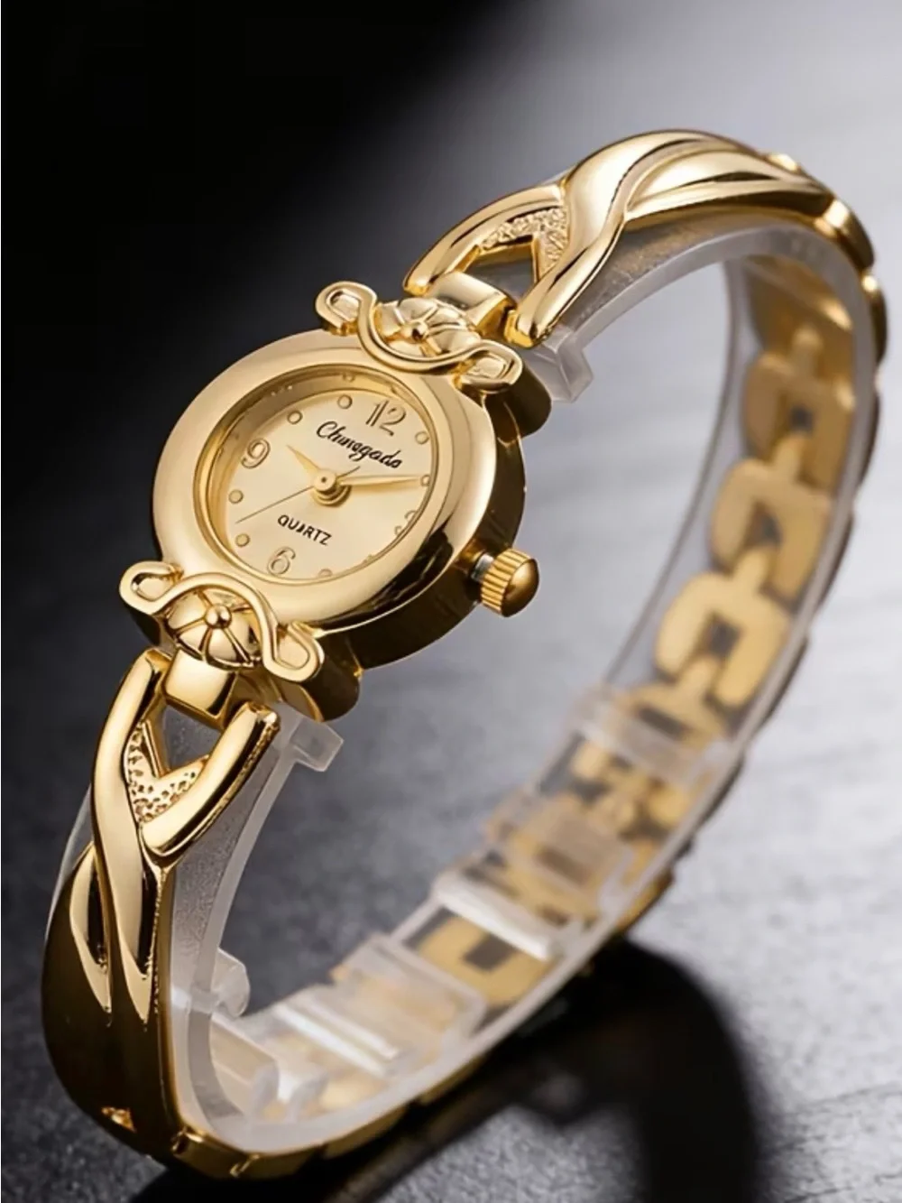 Chasyoda Women's Gold Bracelet Quartz Watch
